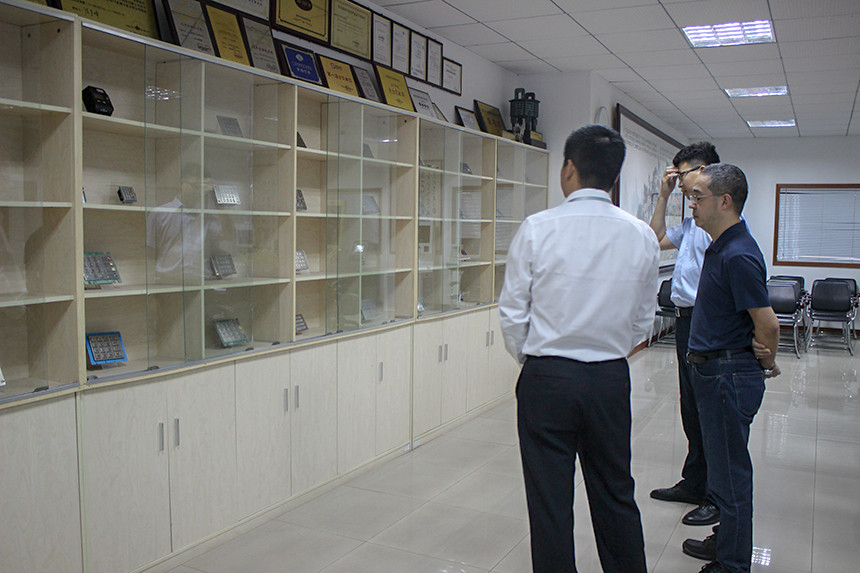 鼎鉉商用密碼測評技術（深圳）有限公司董事長李大為蒞臨旭子科技調研指導工作