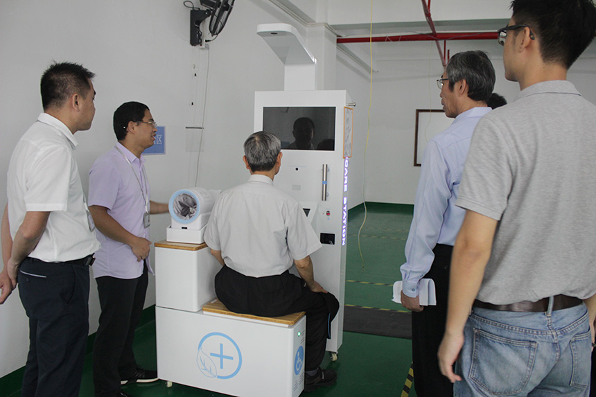  臺(tái)灣應(yīng)急協(xié)會(huì)唐云明總會(huì)長(zhǎng)、三航工業(yè)技術(shù)研究院楊金銘院長(zhǎng)一行蒞臨旭子科技指導(dǎo)工作 